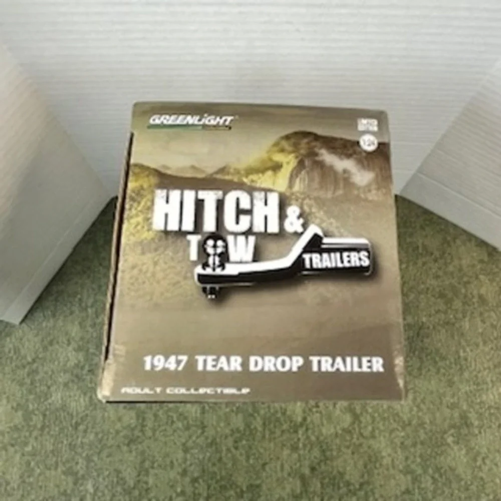 Greenlight Collectibles Hitch & Tow 1947‎ Tear Drop Trailer Kayak Bicycle Set